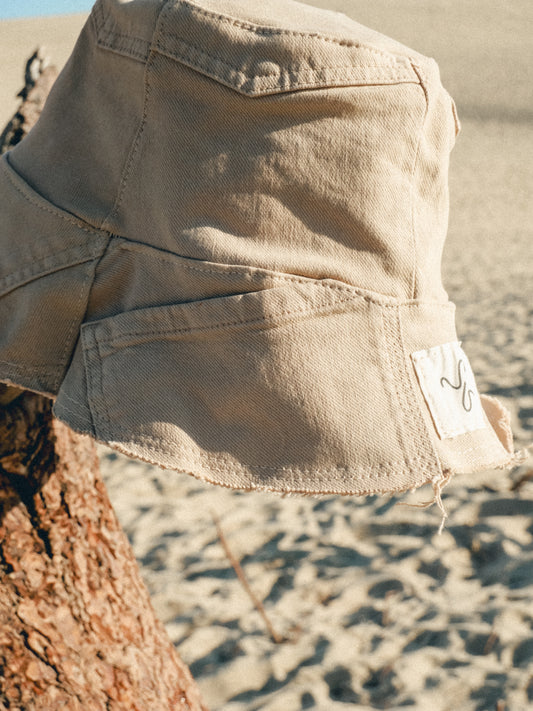Bob upcyclé « Beige Sable »